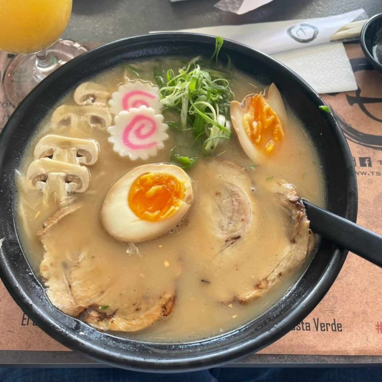 Sopas - Tsugoi Ramen