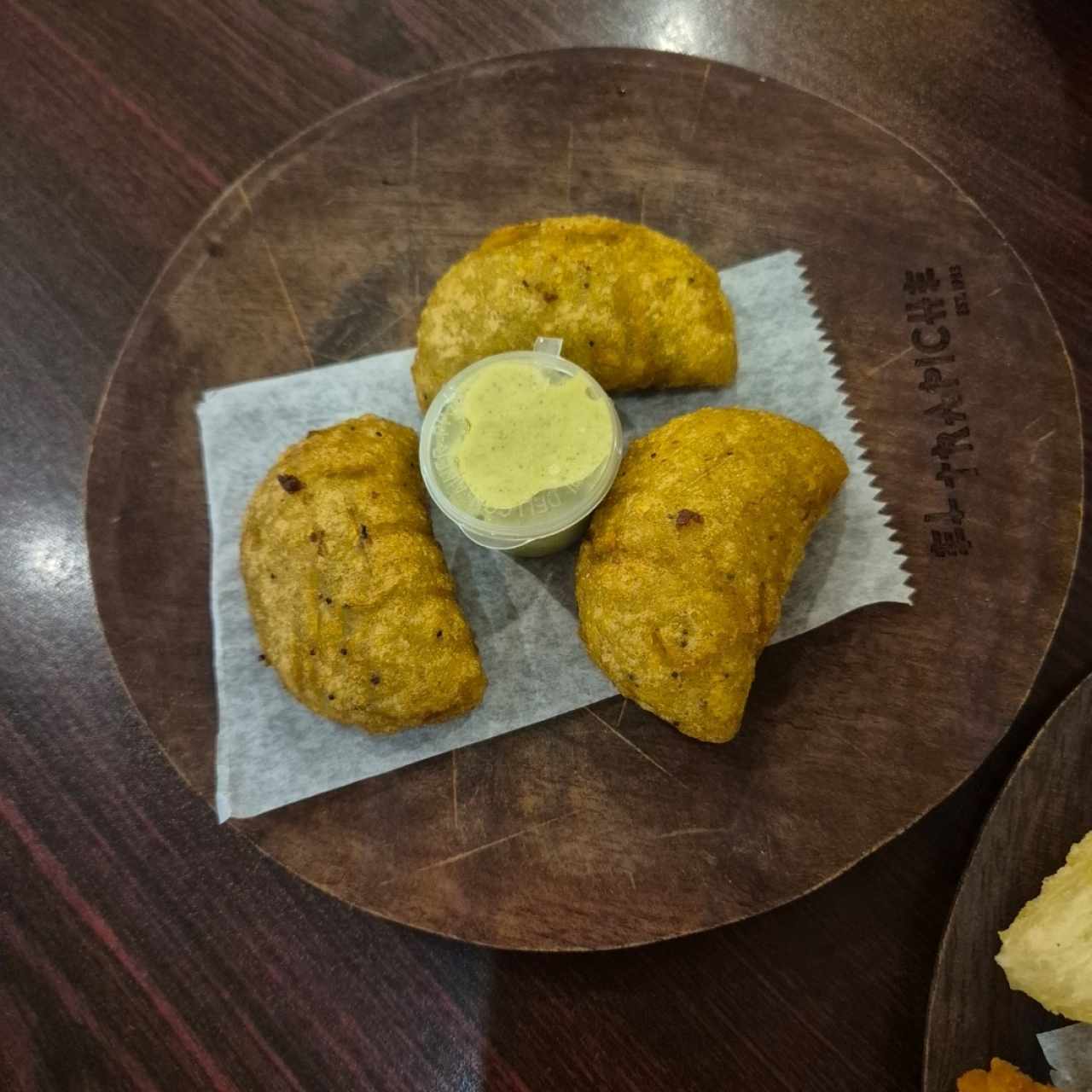 Frituras - Empanada de Plátano