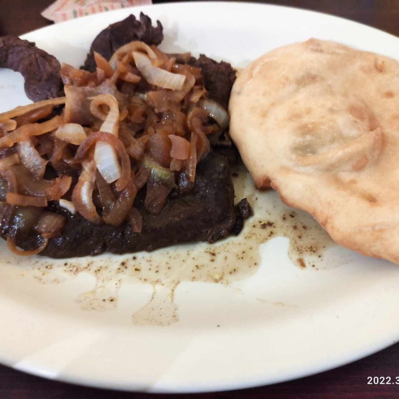 Hígado encebollado 