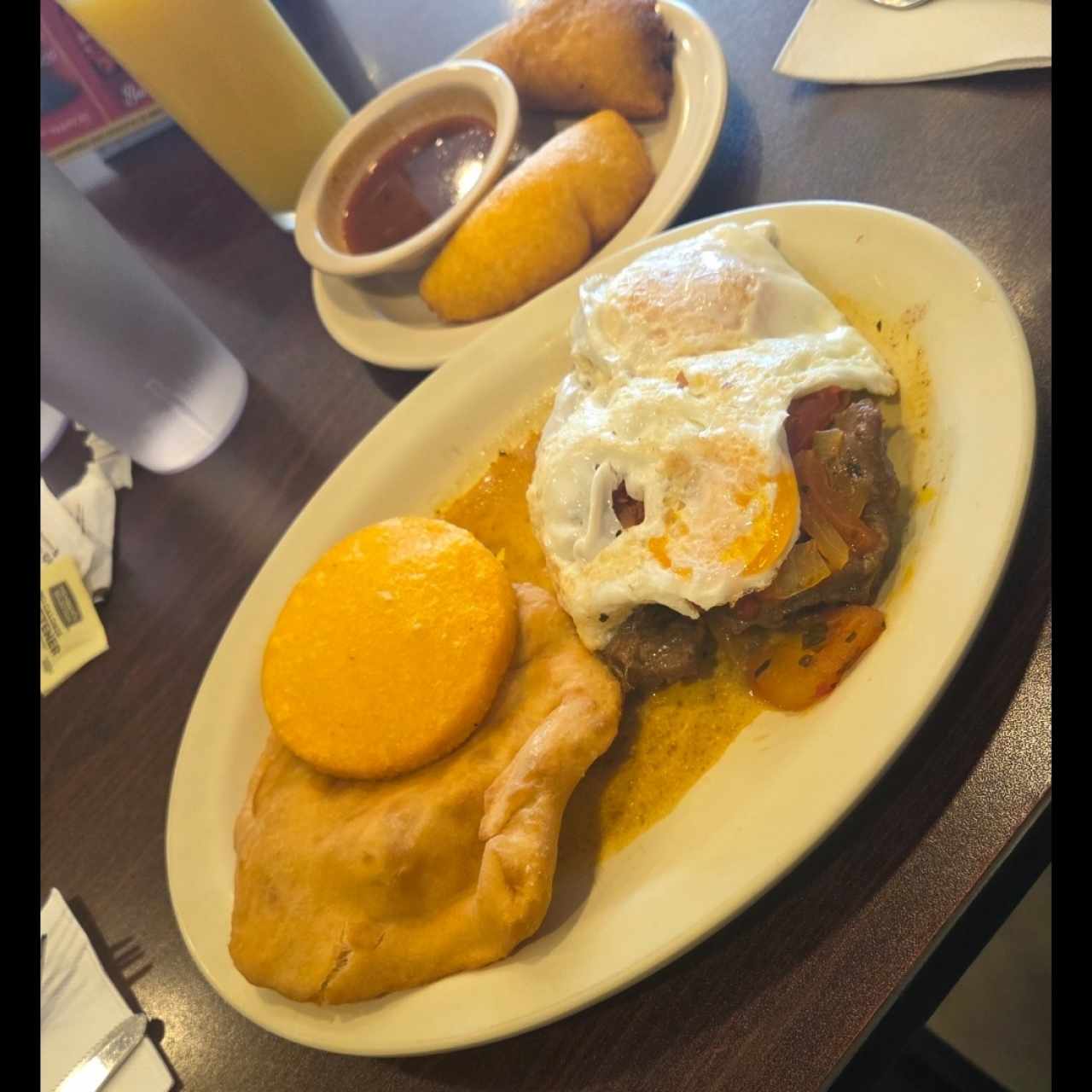 Desayuno - Bistec A Caballo