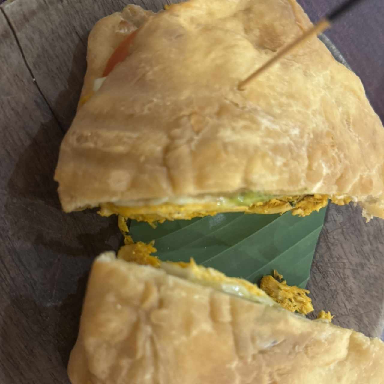 Emparedado de Pollo Criollo