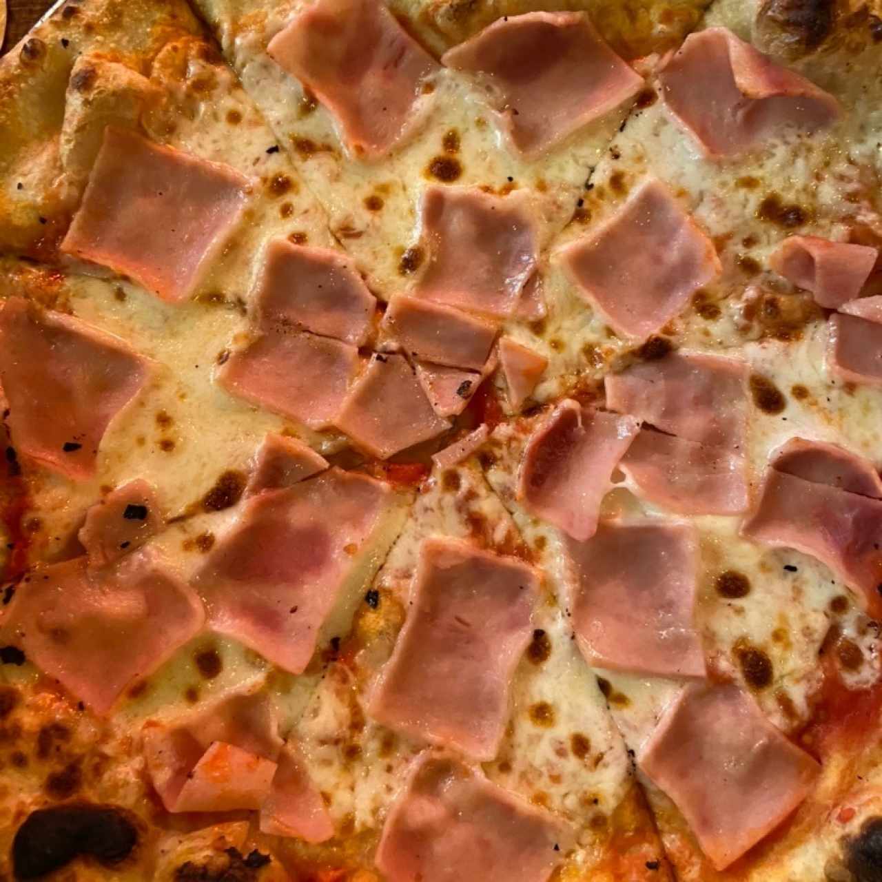 Pizza de jamón