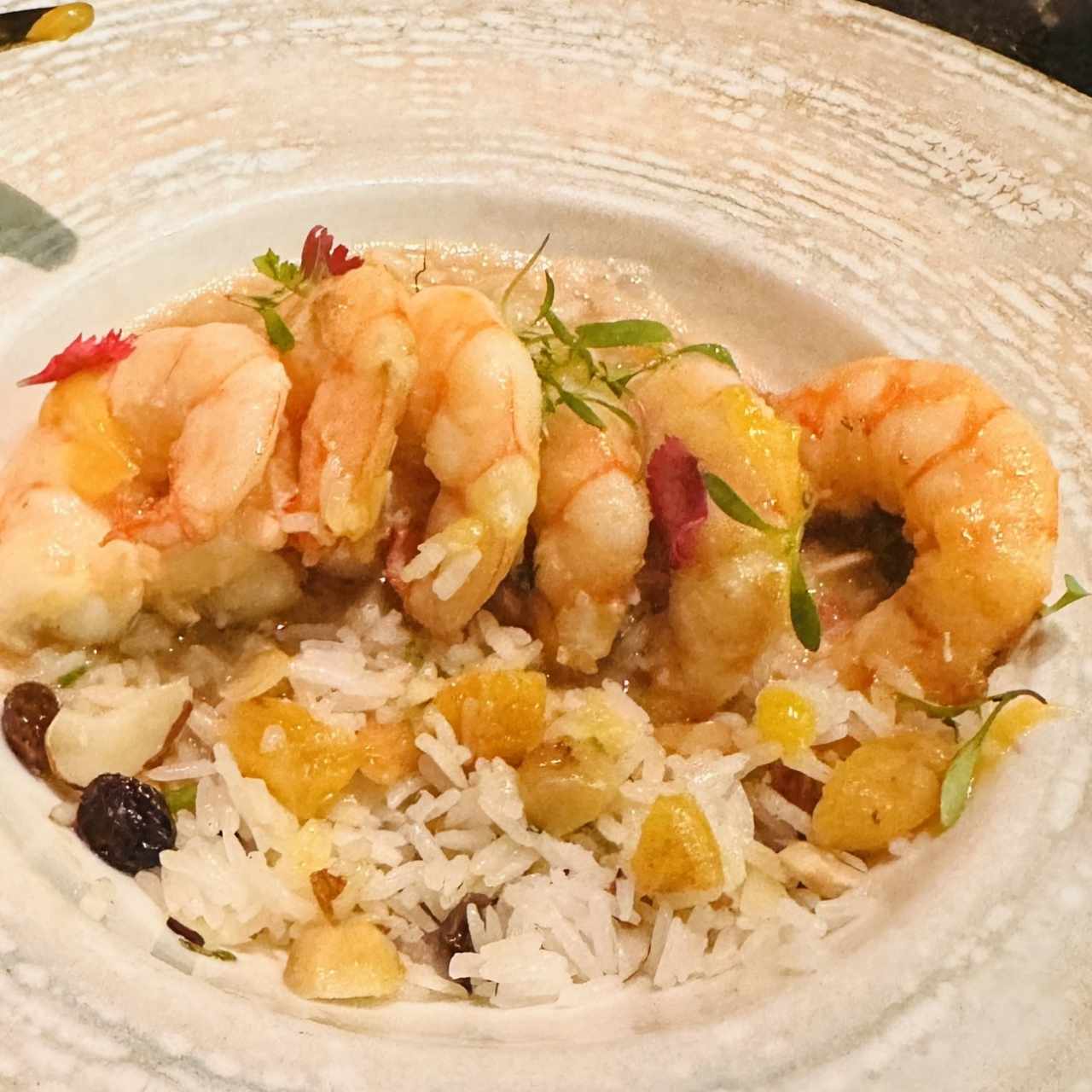 Langostinos en Coco y Azafrán