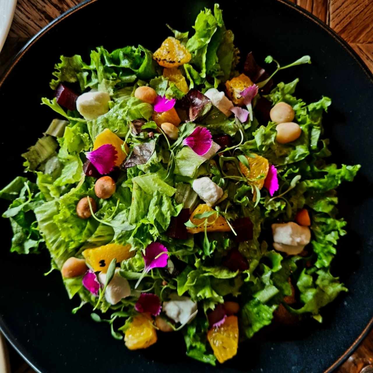 ENSALADA DE QUESO DE CABRA