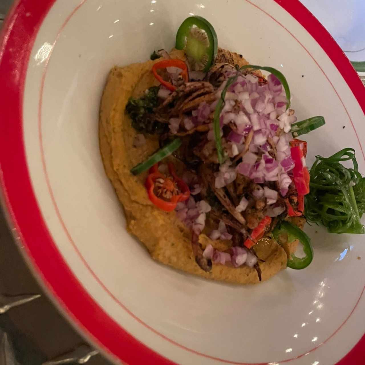 Hummus de Frijol blanco con aranitas 