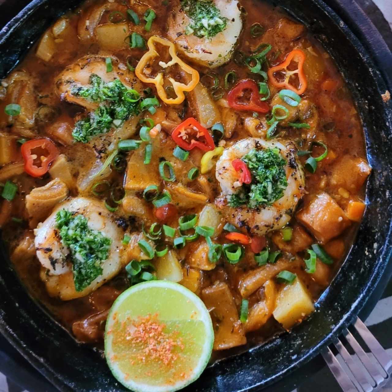 Mondongo con Langostinos