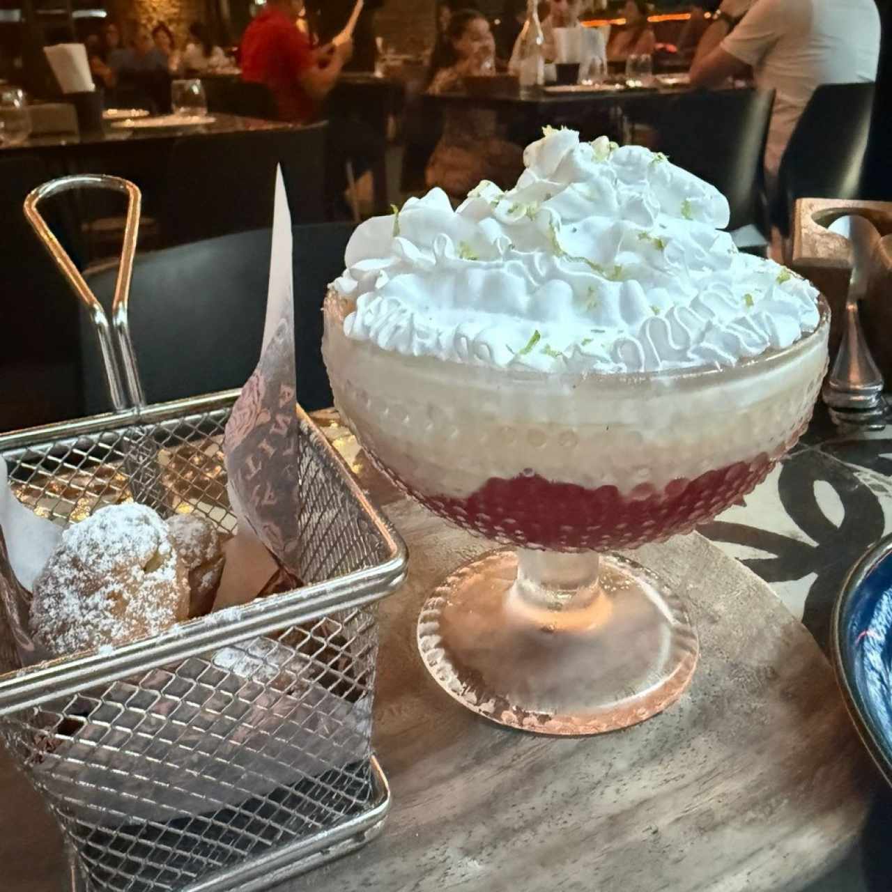 Postres - Fresas con crema $12