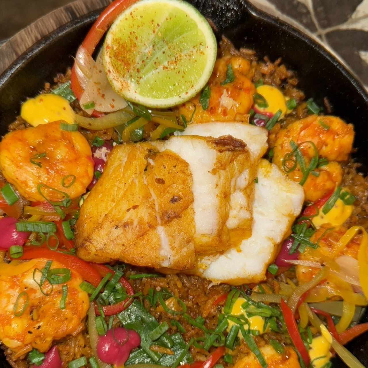 Arroz con Concolón de mariscos y Pescado