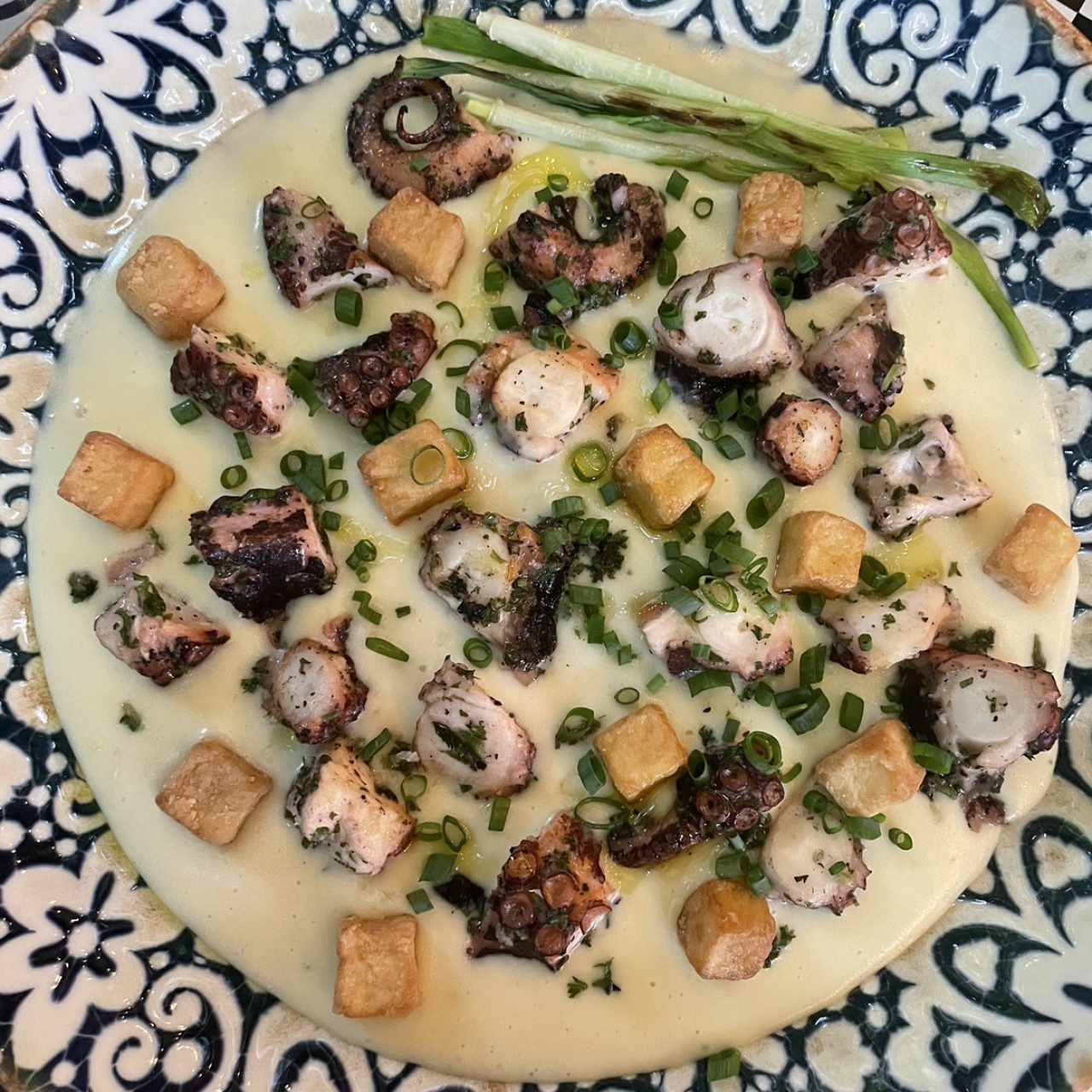Pulpo con papas 