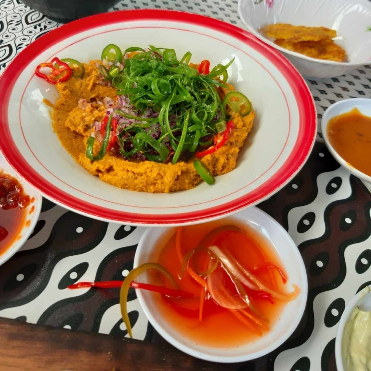 hummus con arañitas