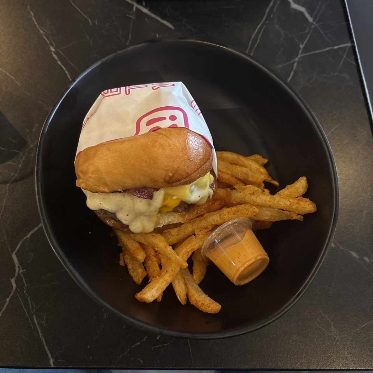 BURGERS - BITE ME