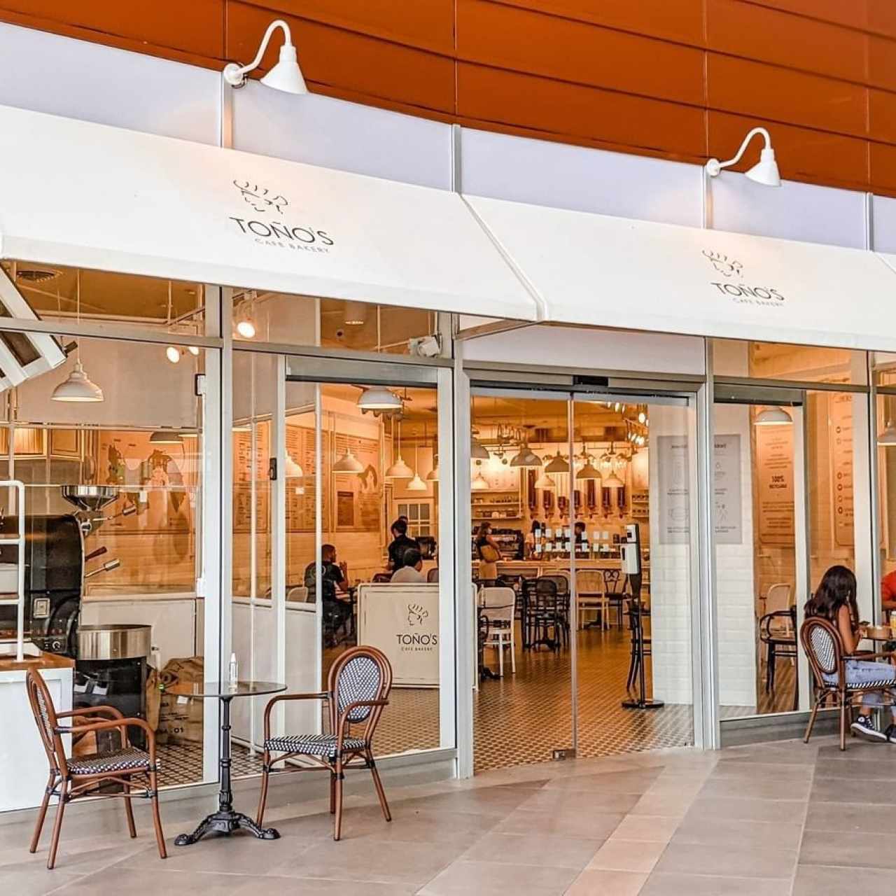 Toños Café Bakery (Costa del Este)