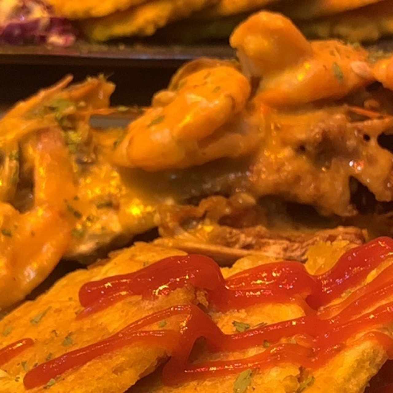 Pescado/ Filete Coronado con Camarones