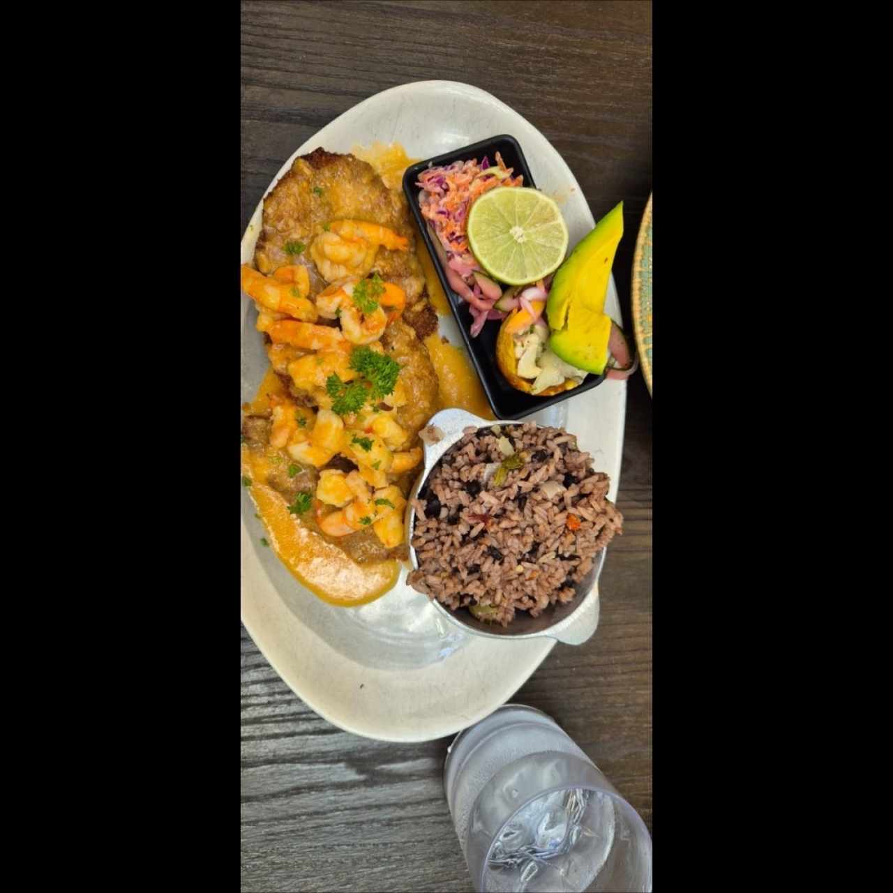 Pescado/ Filete Coronado con Camarones
