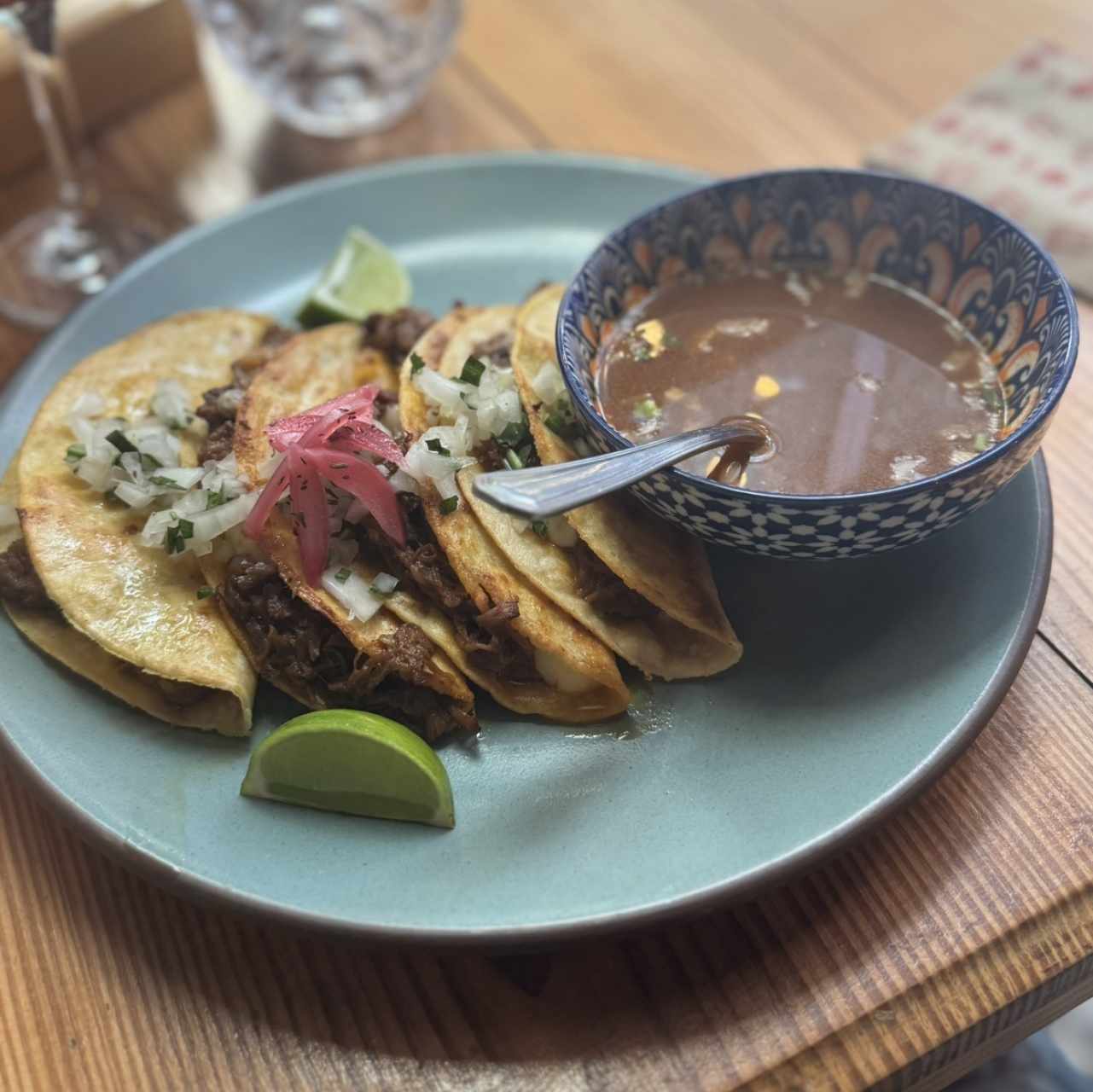 Tacos de Birria de Res
