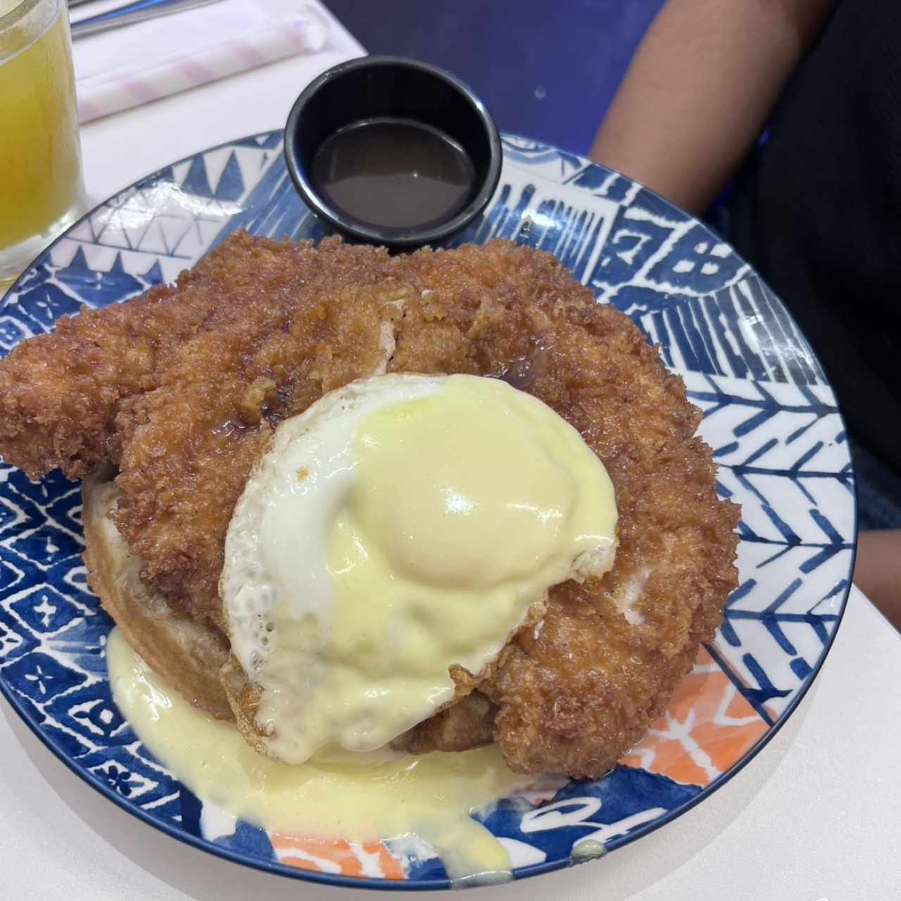 Pollo Frito y Waffles