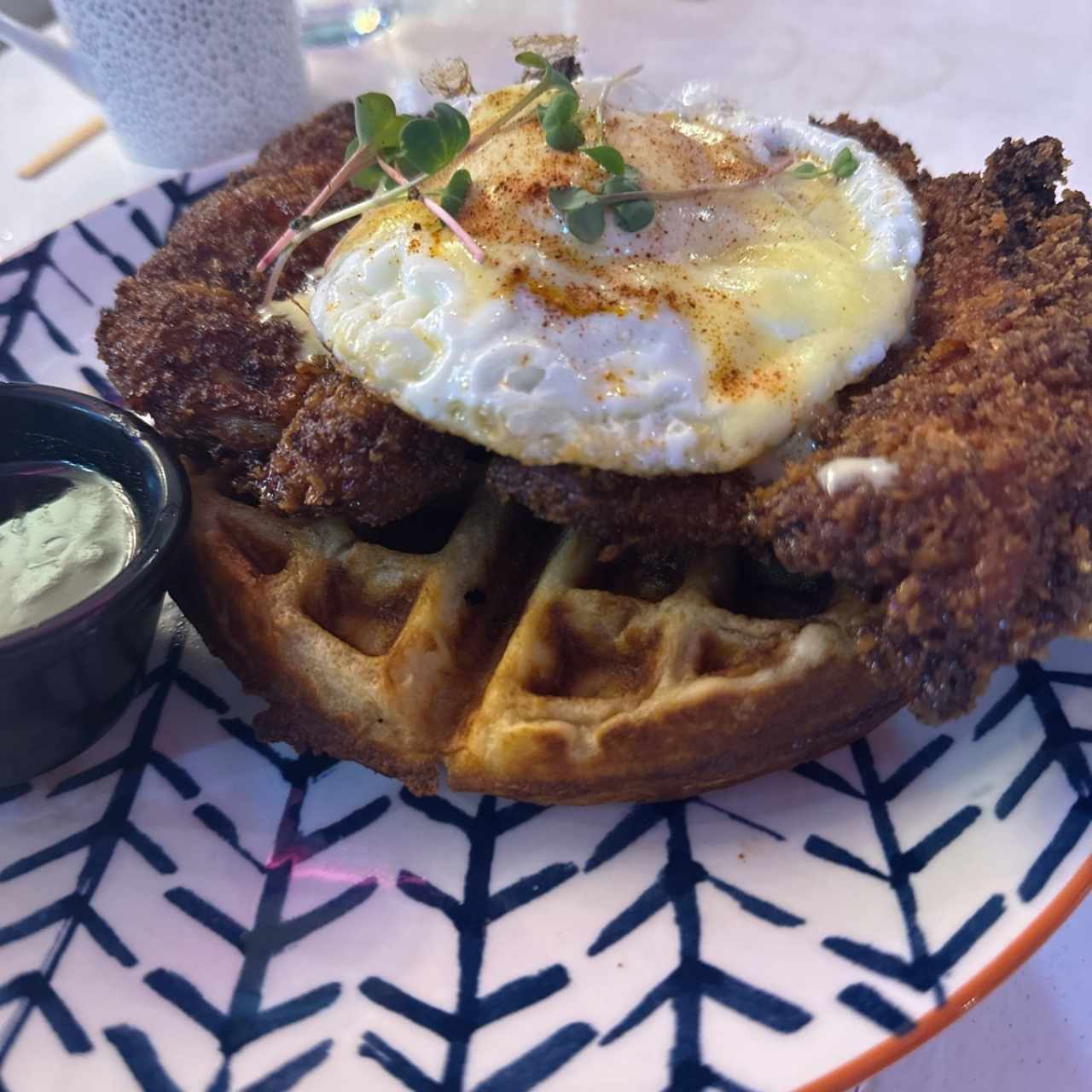 Pollo Frito y Waffles