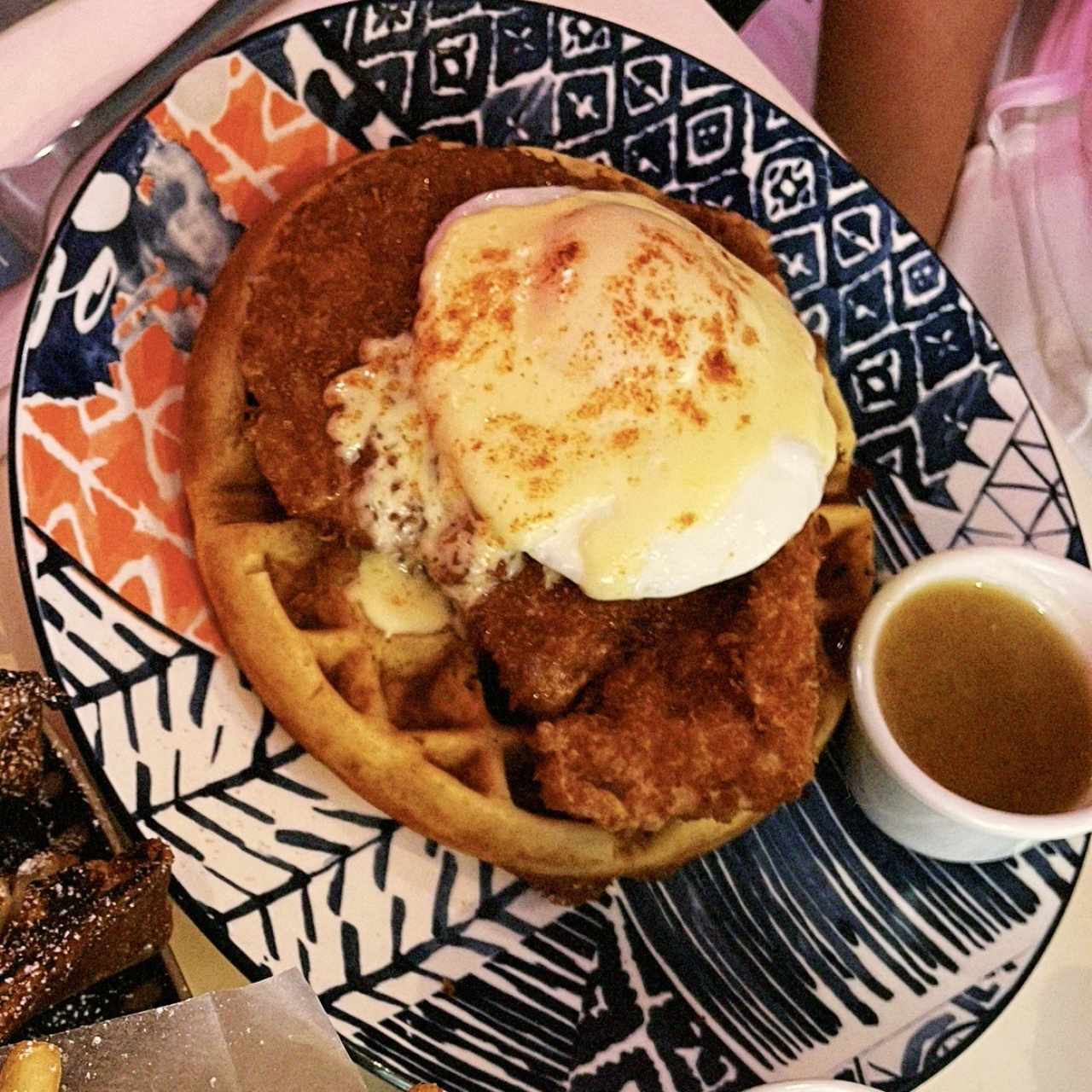 Pollo Frito y Waffles