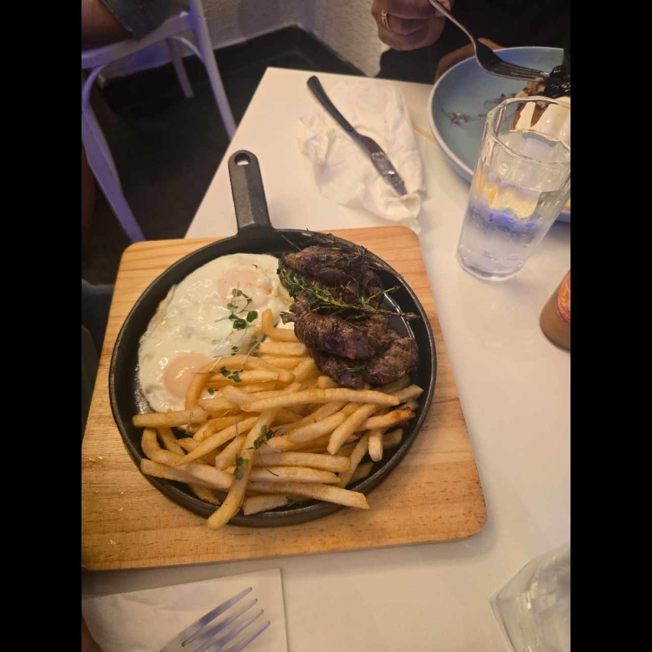 Clásicos - Steak And Eggs