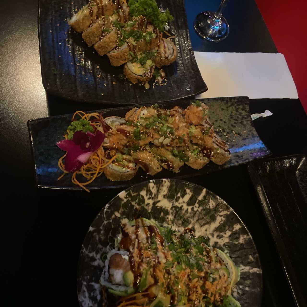 Varios sushis