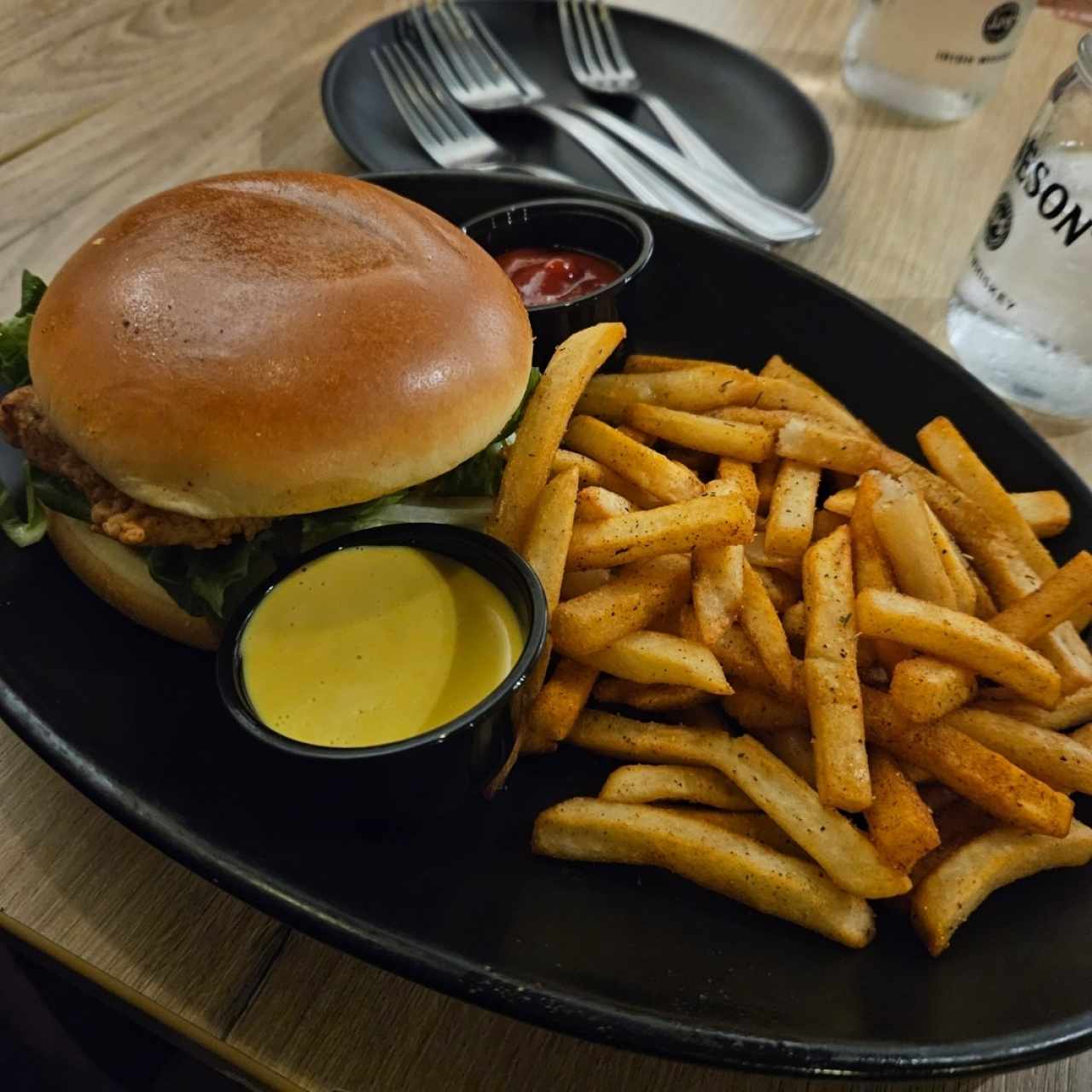 CHICKEN SANDWICH