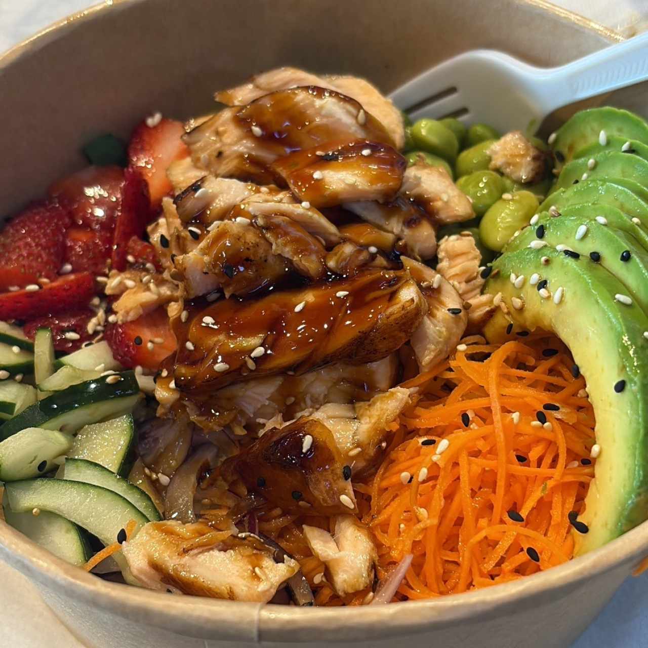 Grilled salmón poke (entre 320 g y 350 g)
