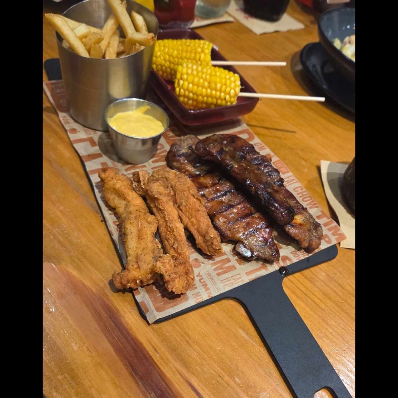 Riblet & Chicken Tender Platter