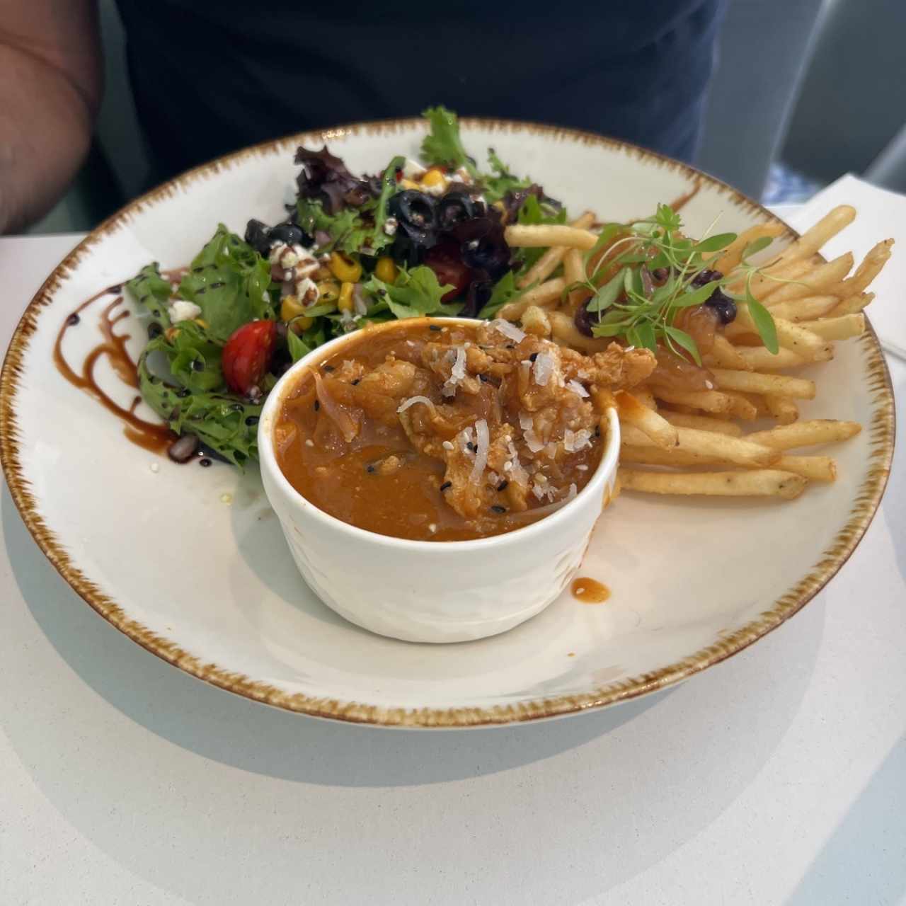Pollo con curry
