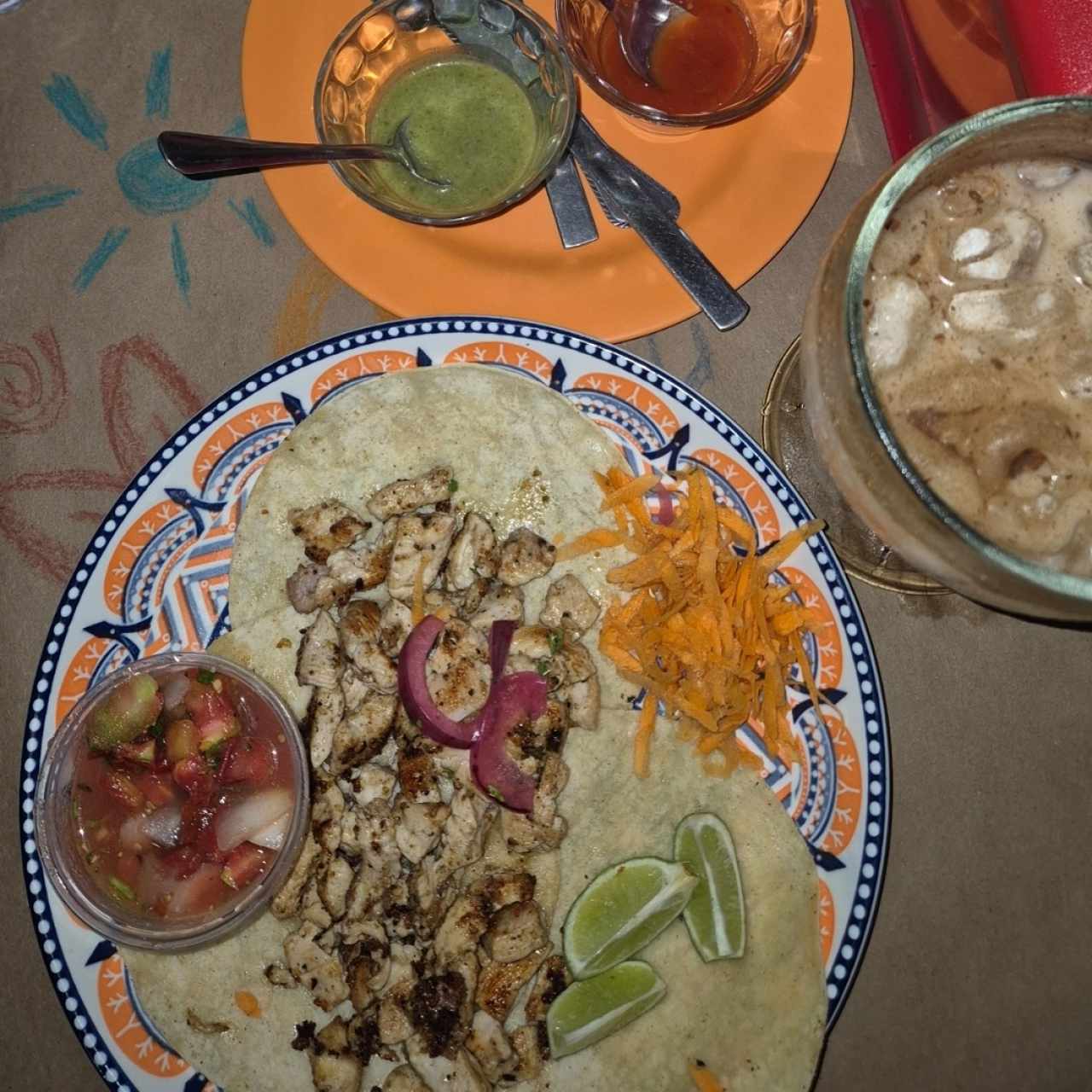 Tacos Dorados con Pollo