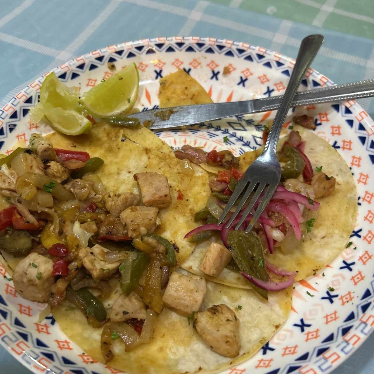 Alambre de pollo