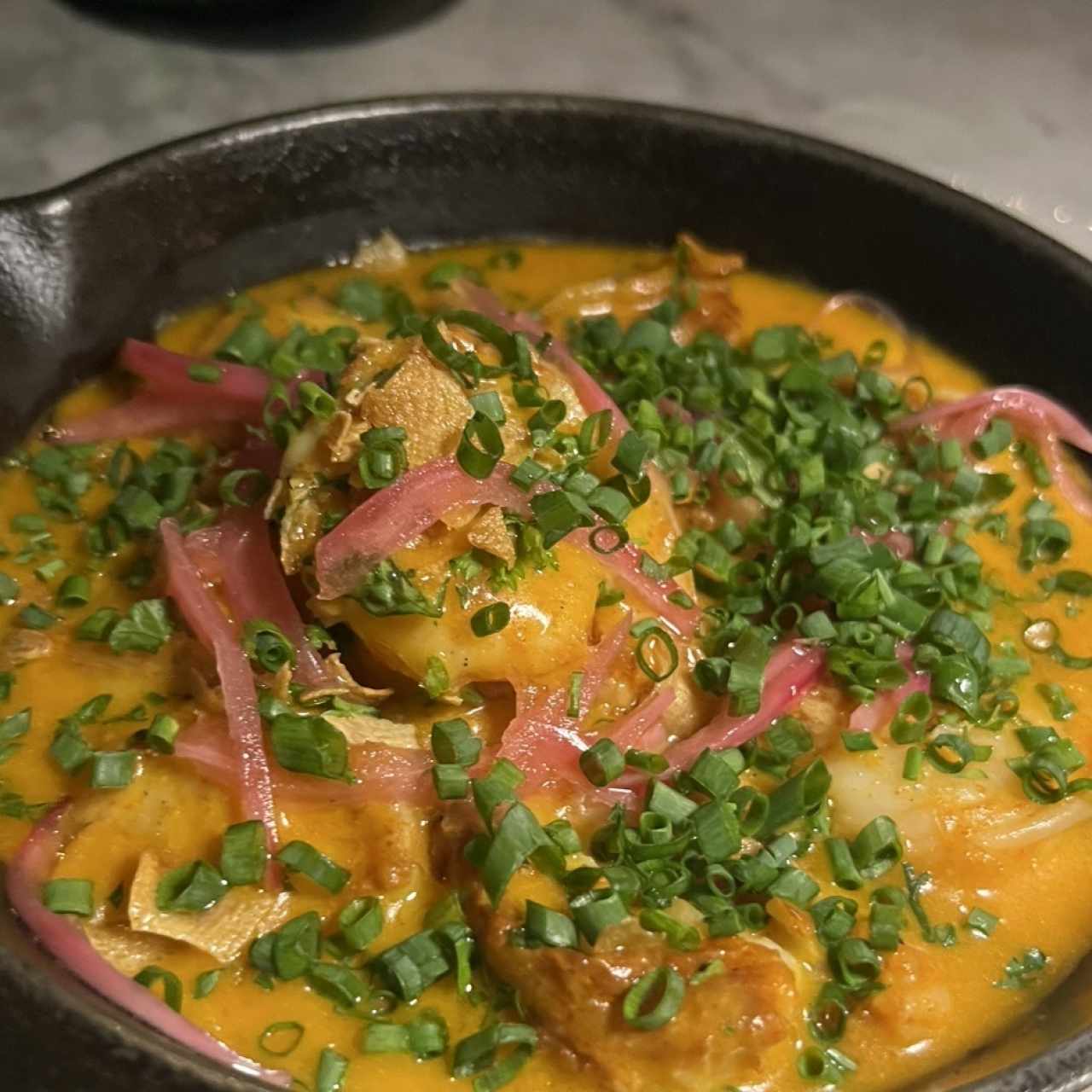 Camarones al ajillo