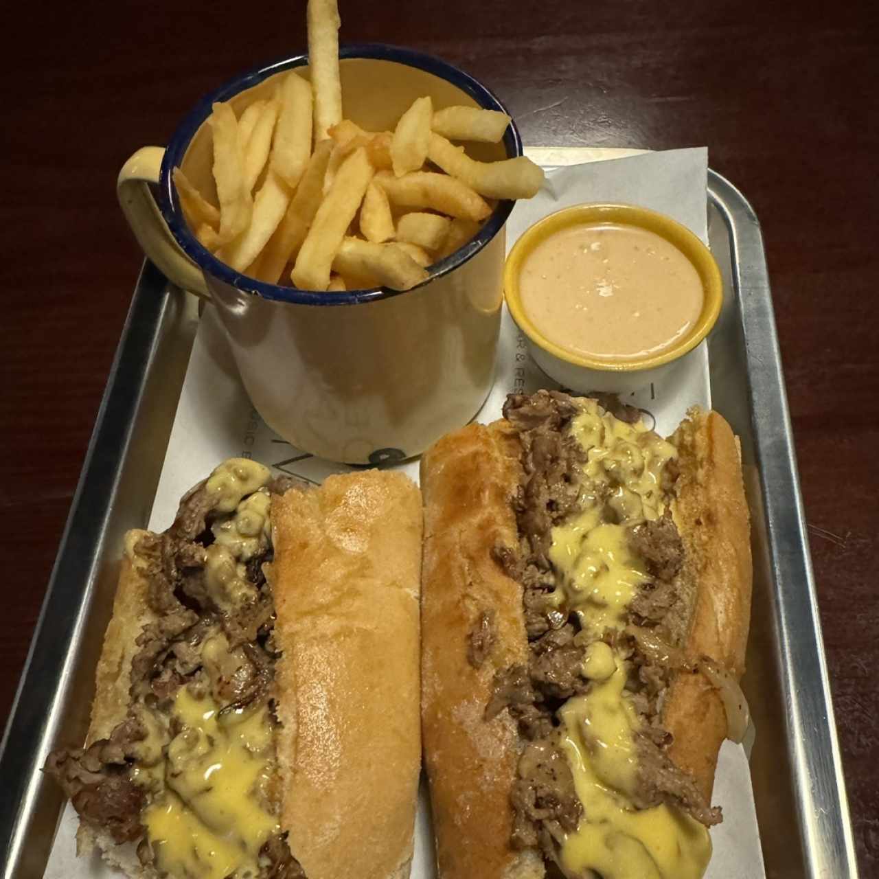 Principales - Philly cheesesteak