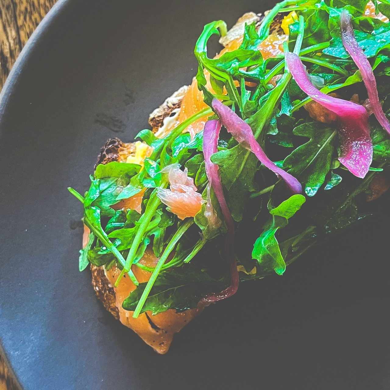 Tostada de Salmón 