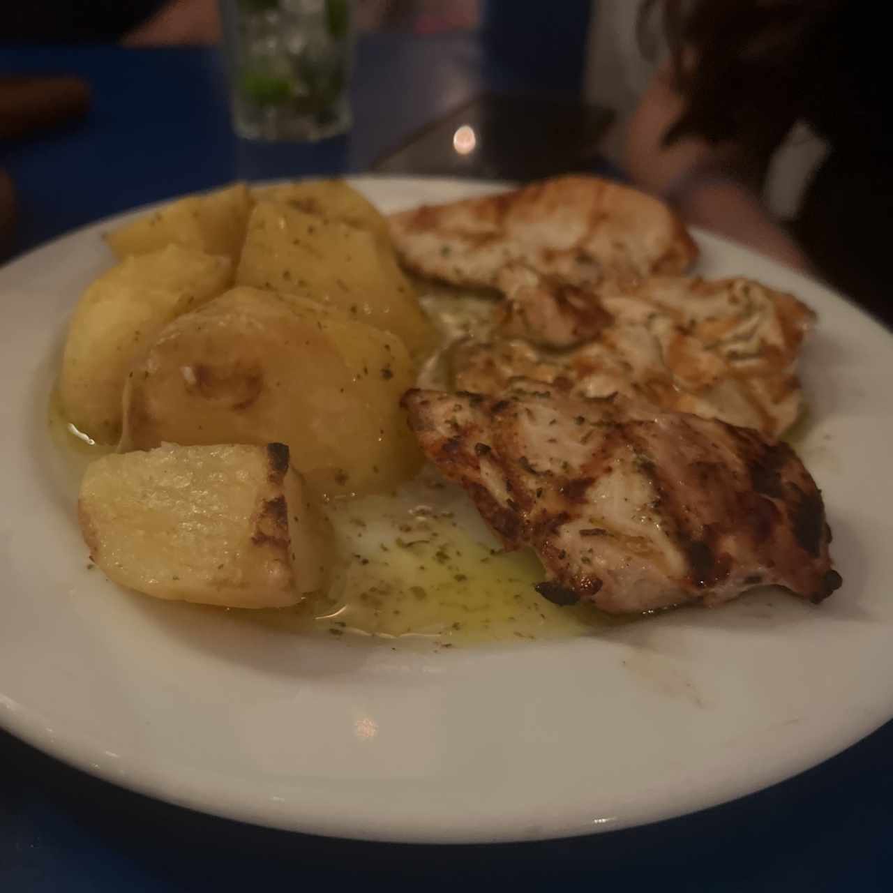 PLATOS FUERTES - KOTOPULO LEMONATO
