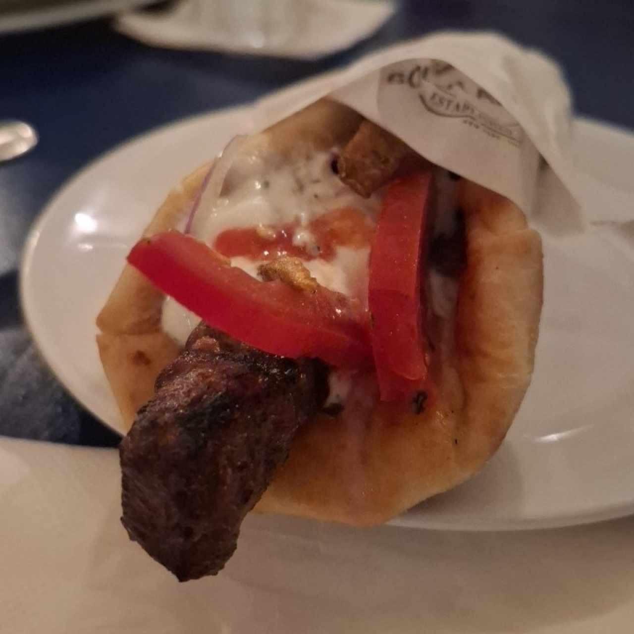 suvlaki de cordero