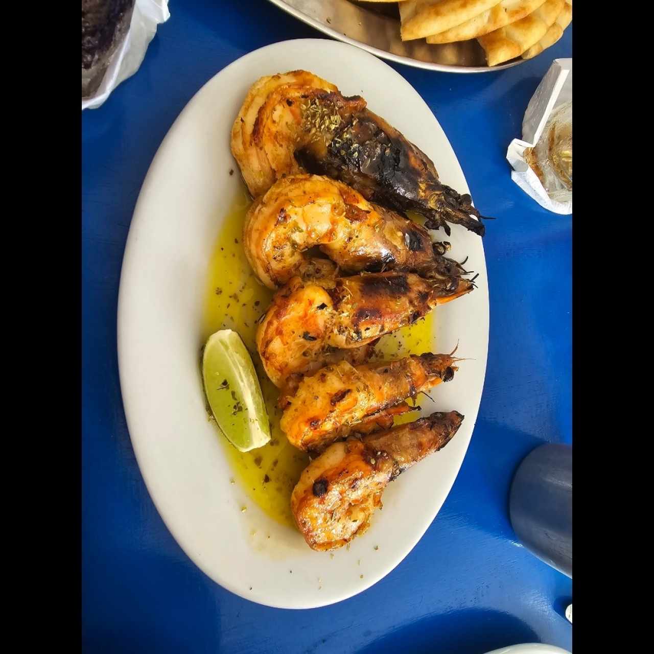 LANGOSTINOS A LA GRIEGA