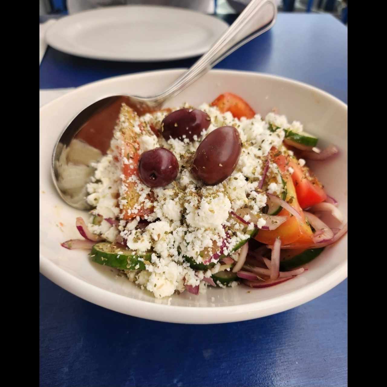 SALATES - HORIATIKI