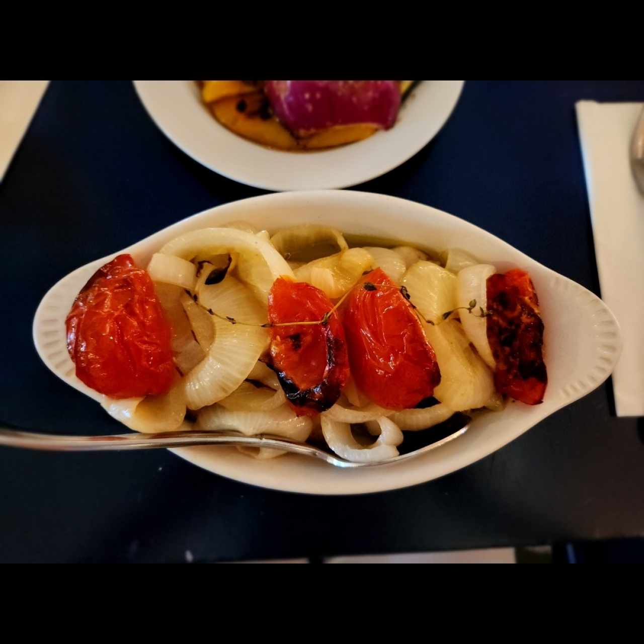 PLATOS FUERTES - CORVINA AL HORNO