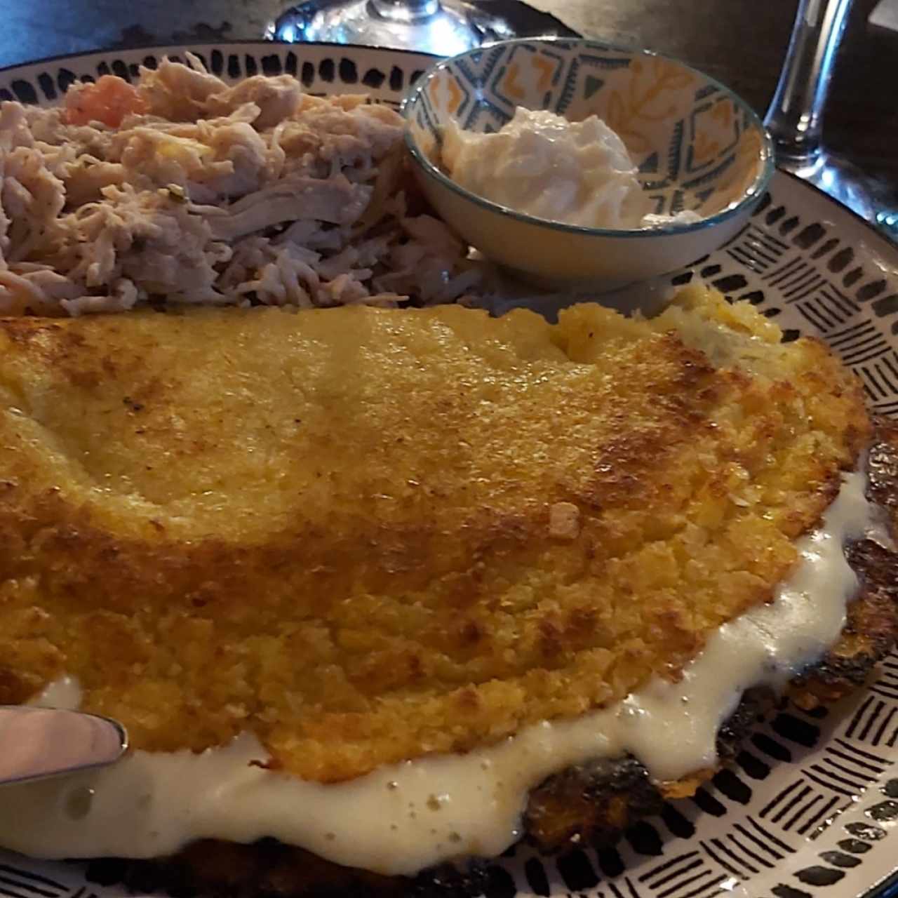cachapa.Dee queso con pollo