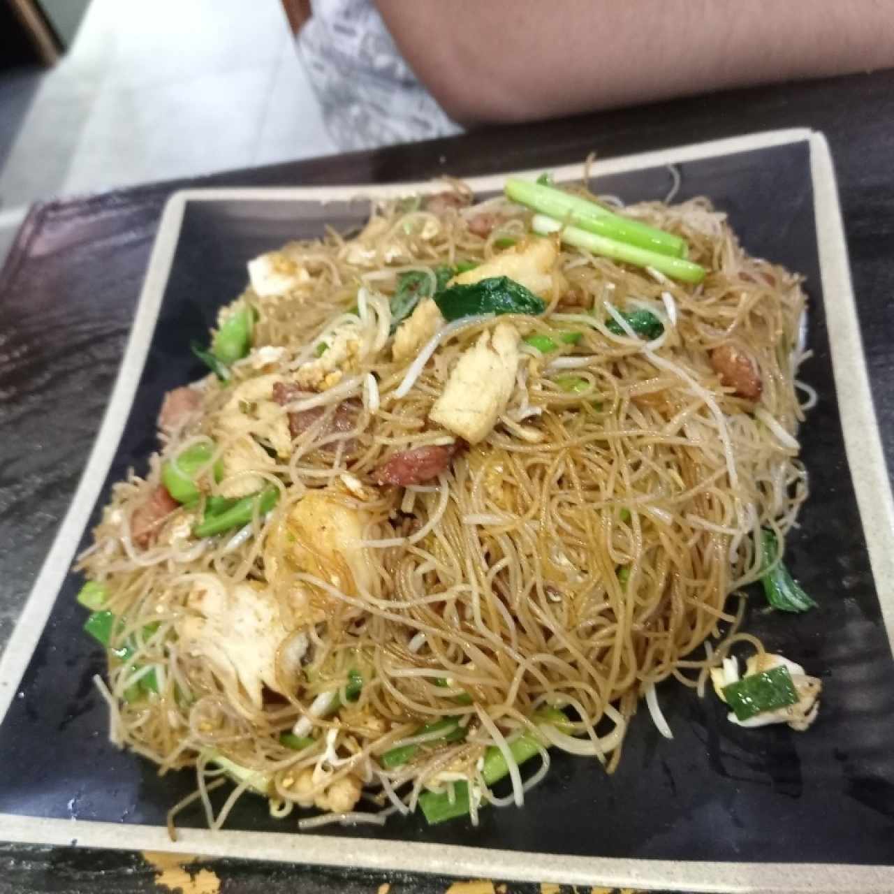Chow Mein con Carne Mixtas