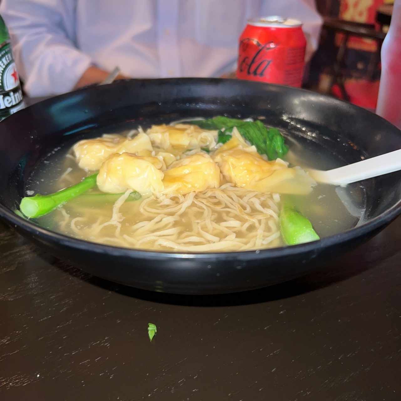 Sopa de Wanton de Camarón con Fideos