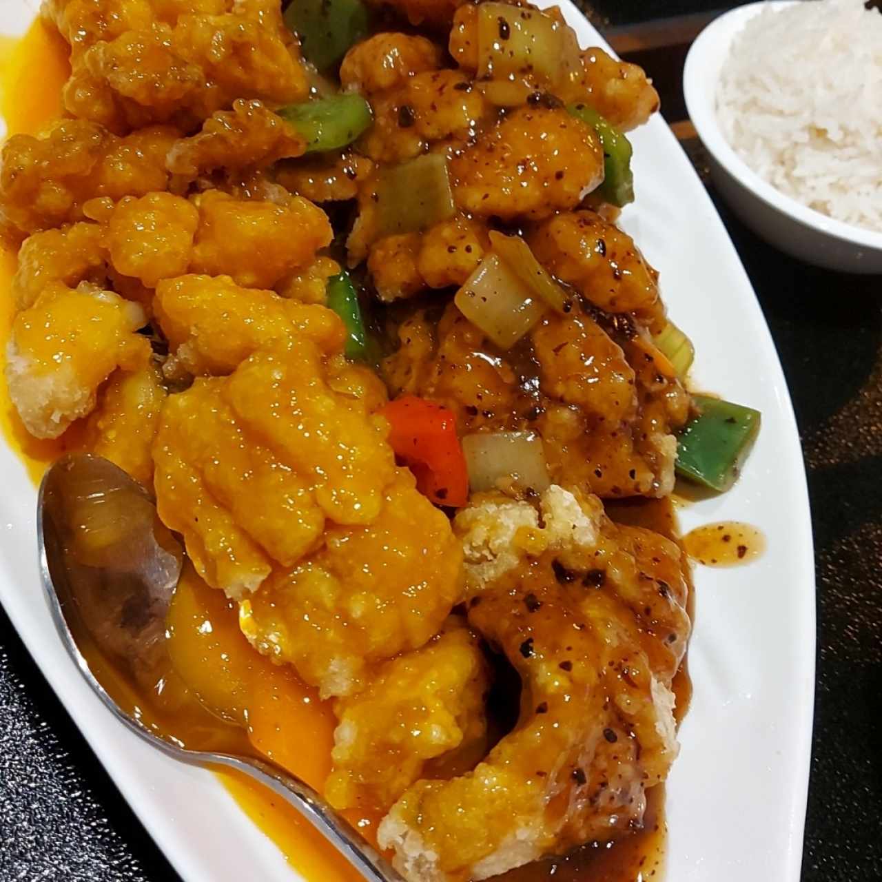 Pescado al vapor 3 uvas