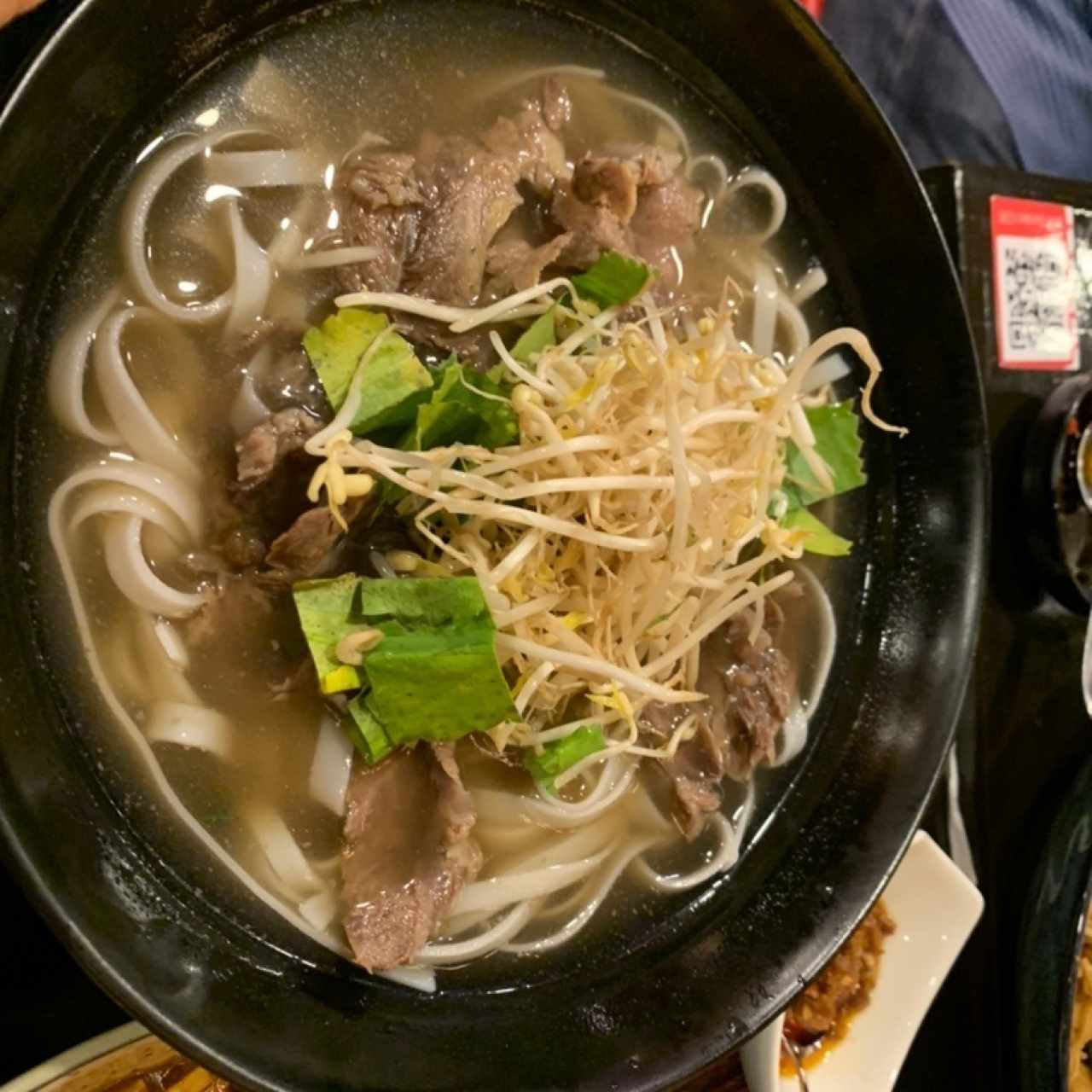 Sopa de Falda de Res y Fideo