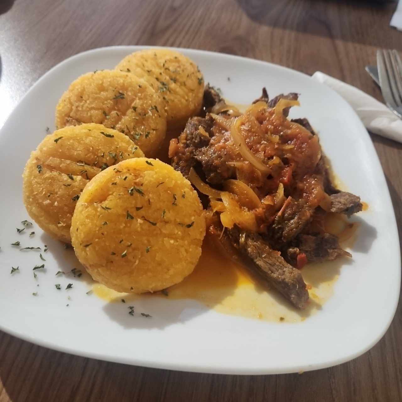 Tortilla con bistec picado