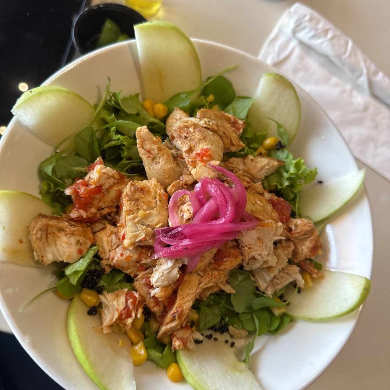 Bowl de pollo selvático