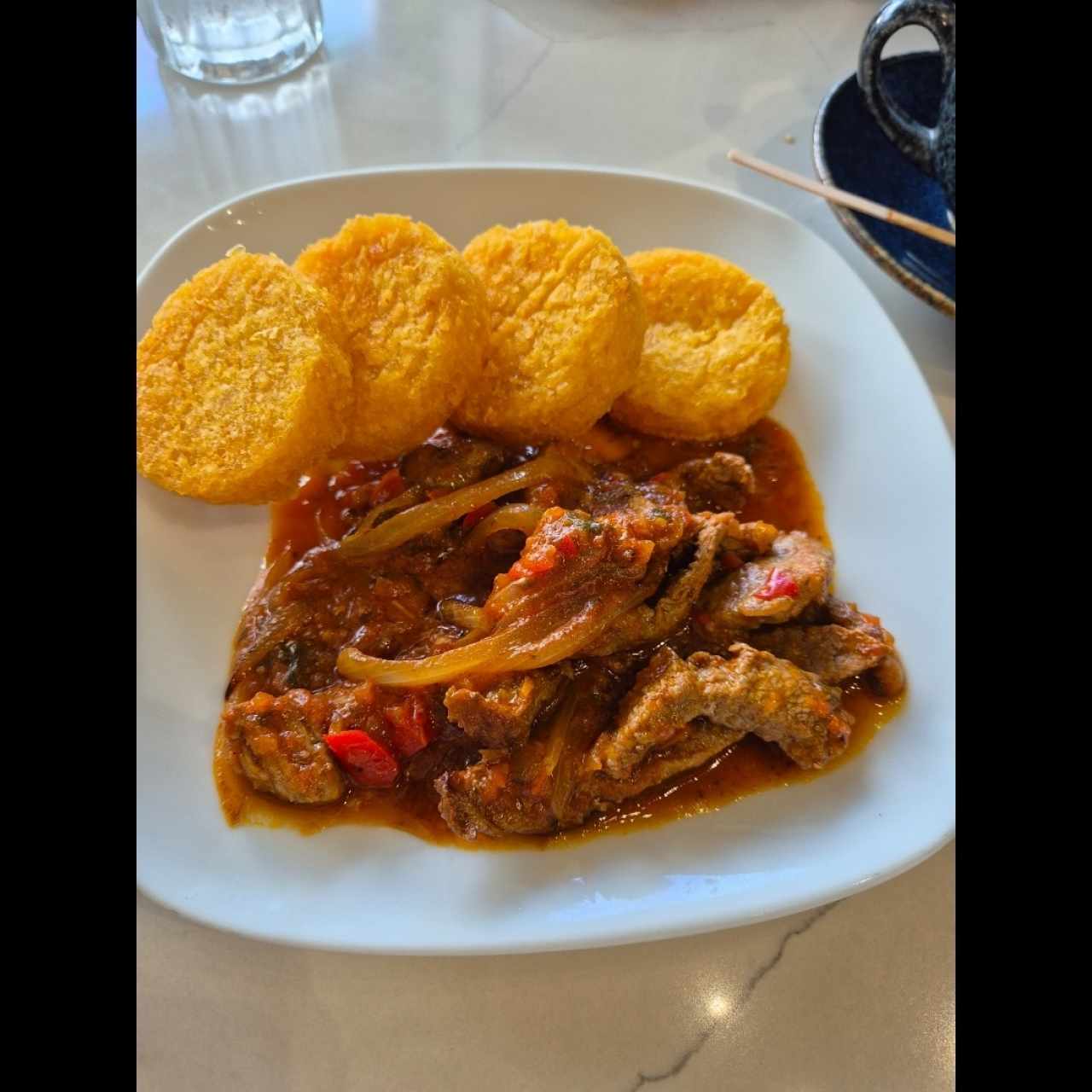 Tortilla con bistec picado