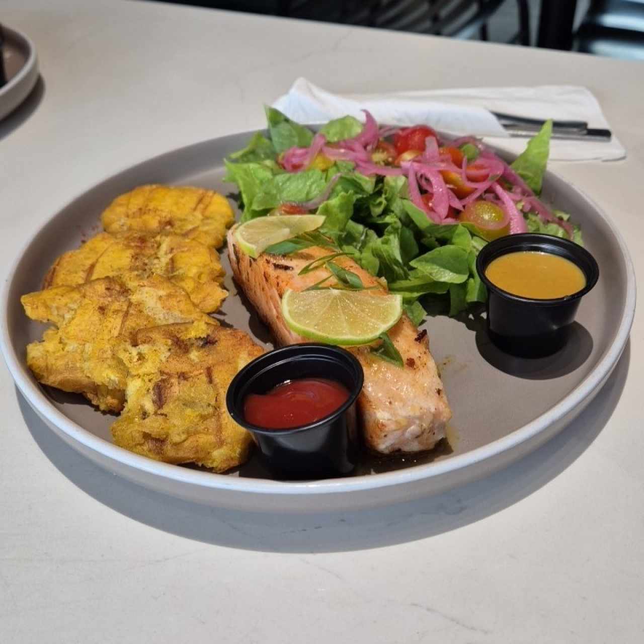 Salmón al limón