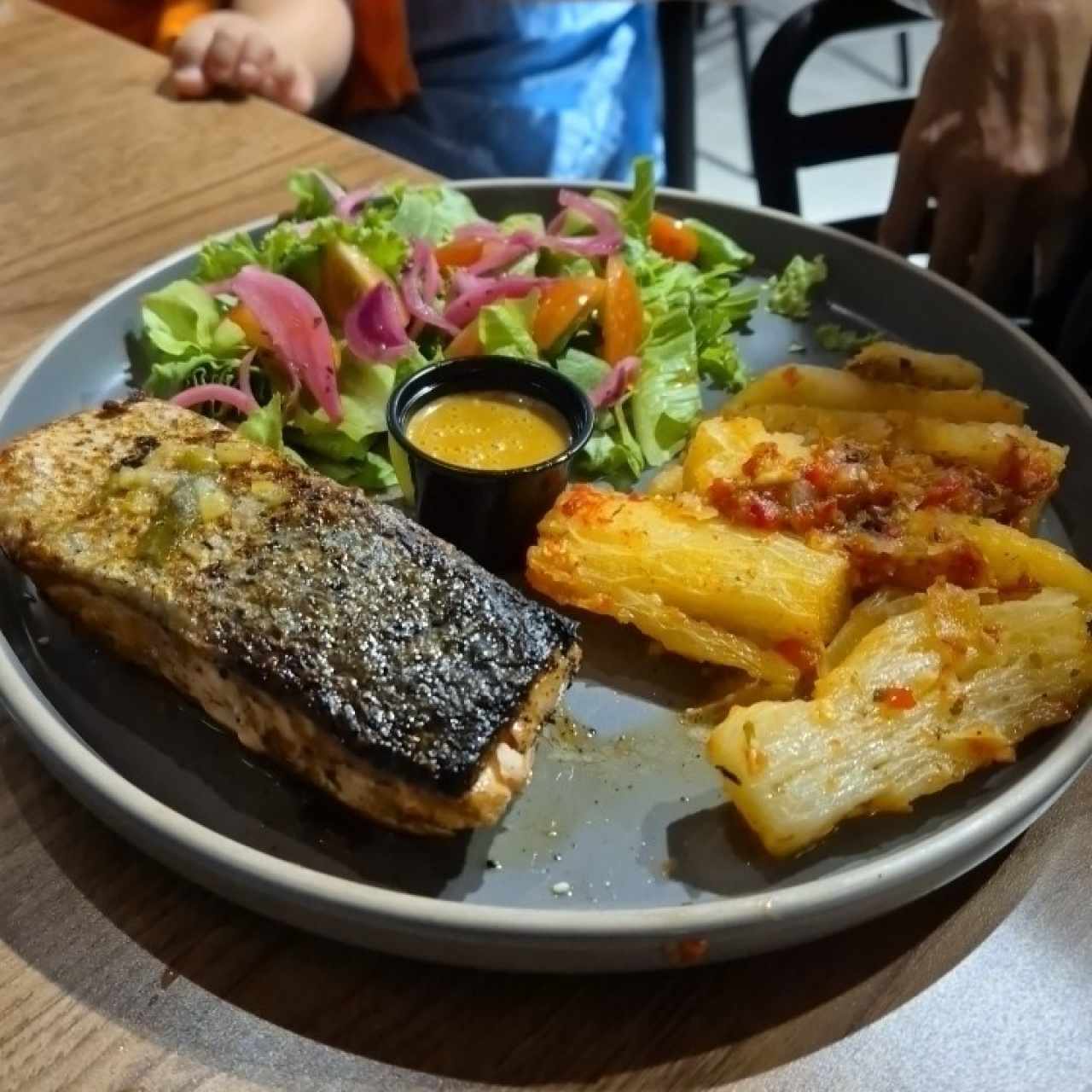 Salmón al limón