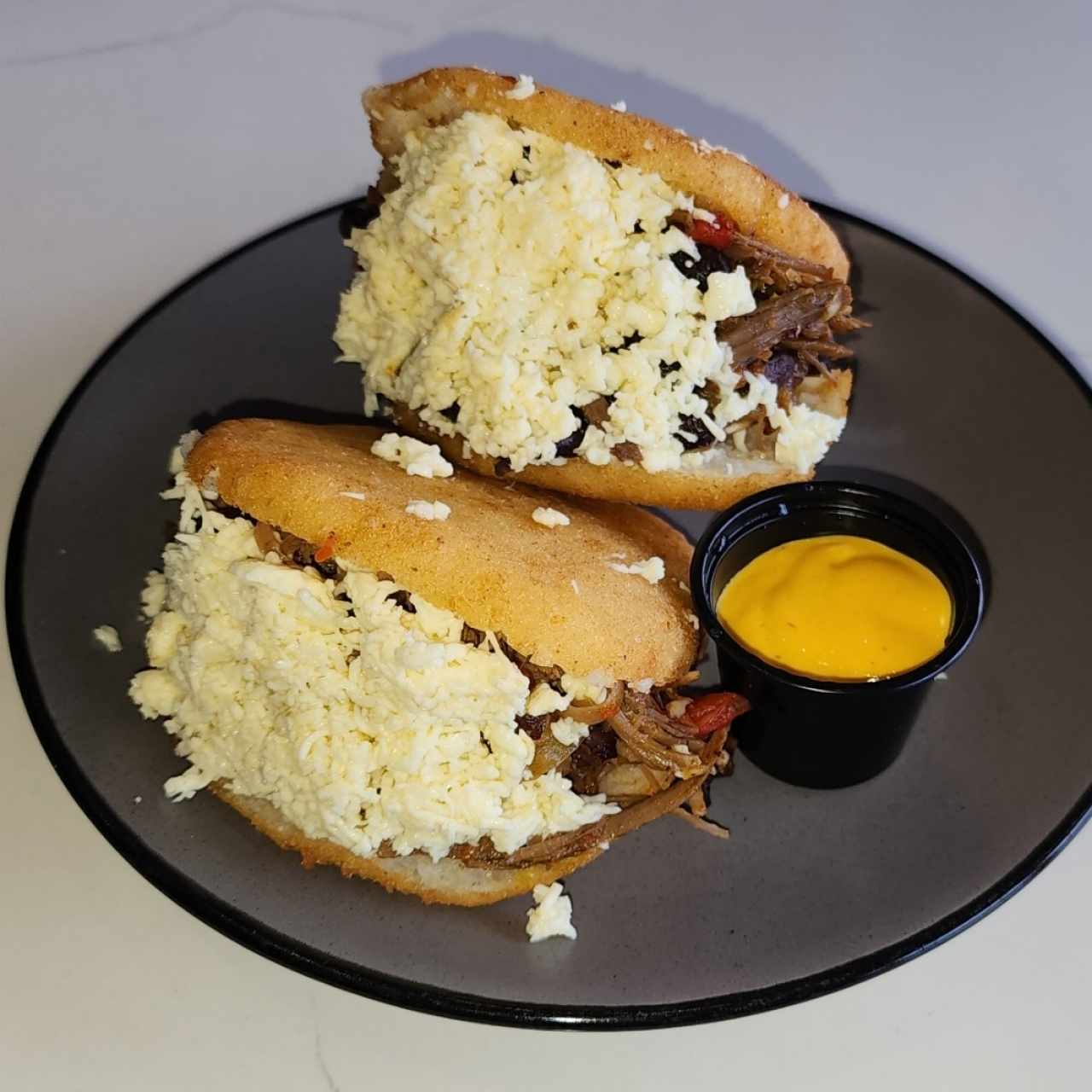 Desayunos - Arepa de Pabellón