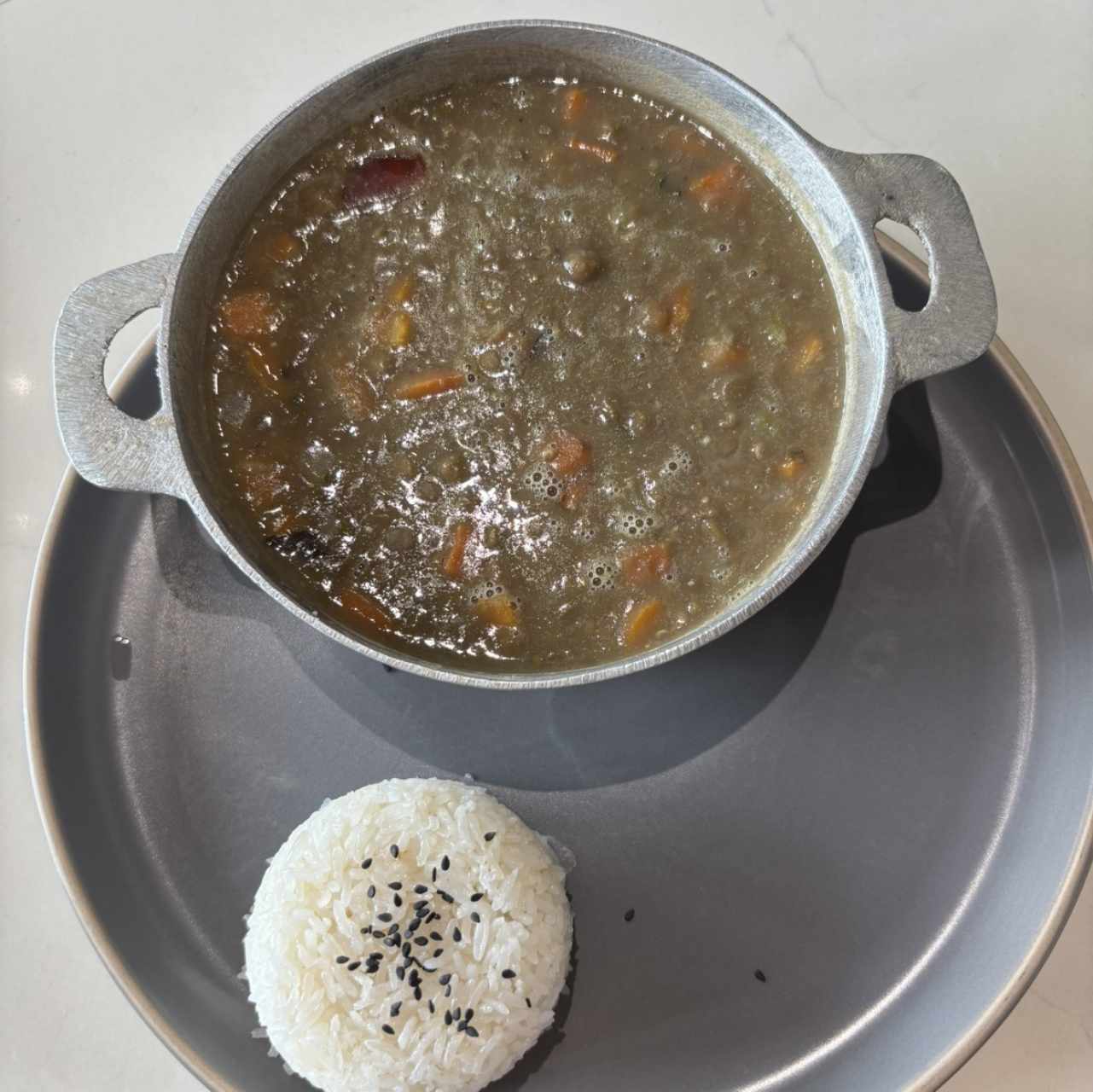Sopa de lentejas 